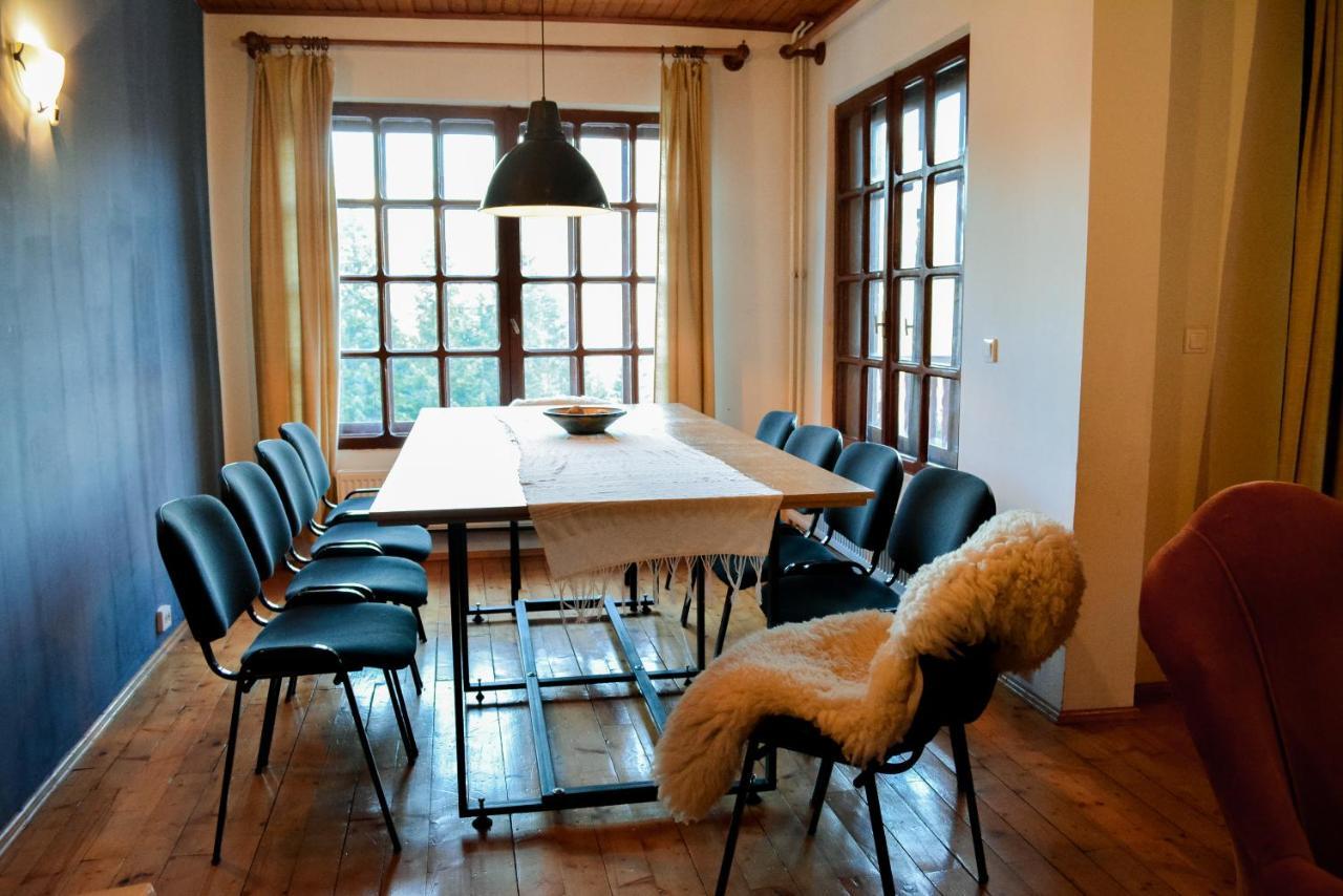 Grandpa's hidden crib, 6 bedroom, pet friendly Sinaia Eksteriør billede
